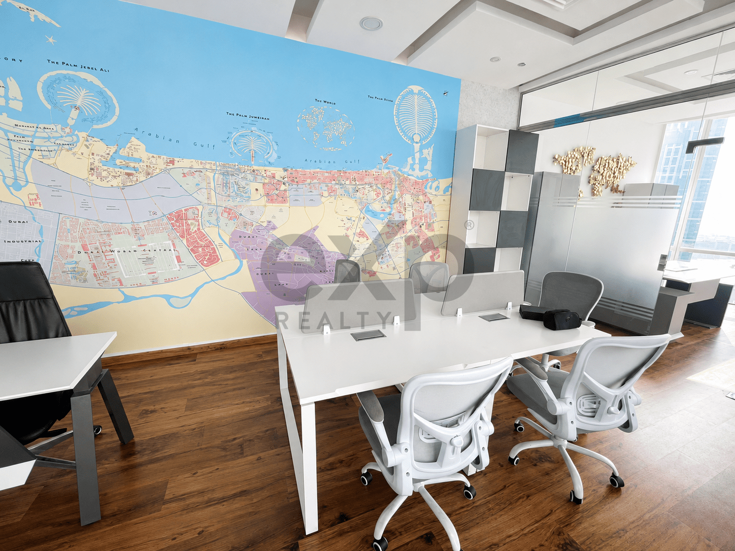 Office for rent in Dubai, Business Bay, Dubai, 1051 ft²