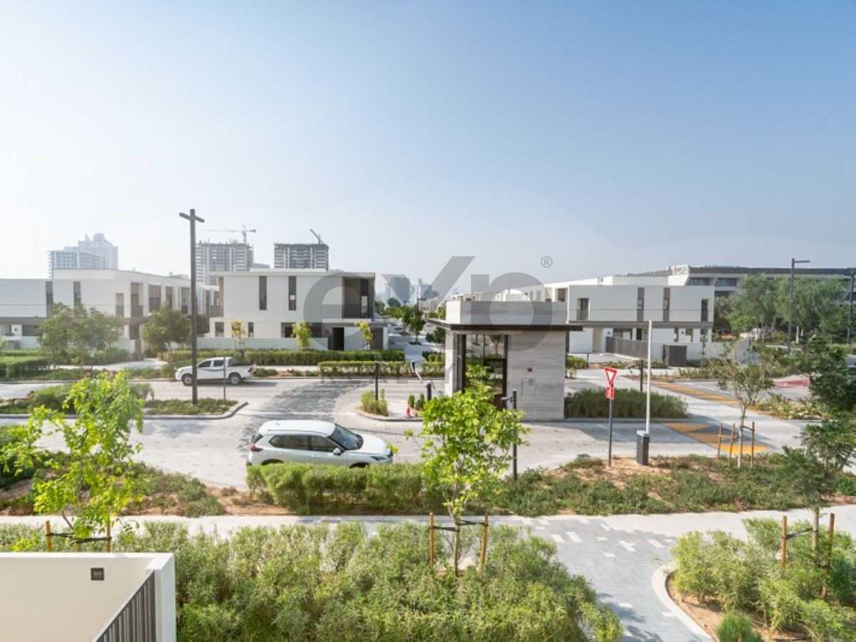 Villa for rent in Dubai, Tilal Al Ghaf, Dubai, 2622 ft²