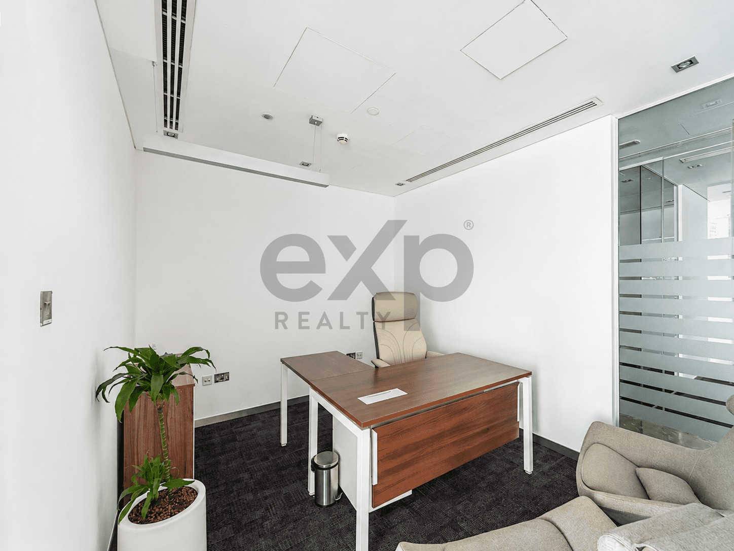 Office for rent in Dubai, Dubai Marina, Dubai, 3707 ft²