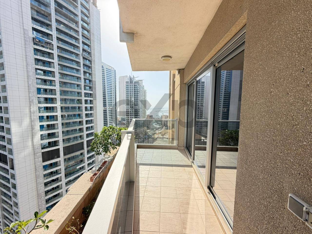 Apartment for rent in Dubai, Dubai Marina, Dubai, 1499 ft²