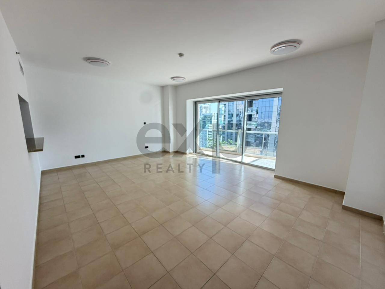 Apartment for rent in Dubai, Dubai Marina, Dubai, 1499 ft²