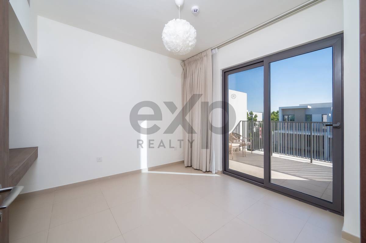 منزل متلاصق for rent in Dubai, Tilal Al Ghaf, Dubai, 1511 ft²