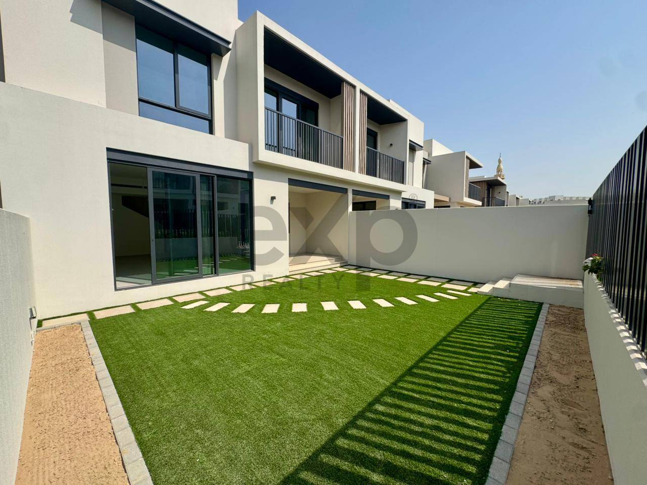 منزل متلاصق for rent in Dubai, Jebel Ali, Dubai, 2712 ft²