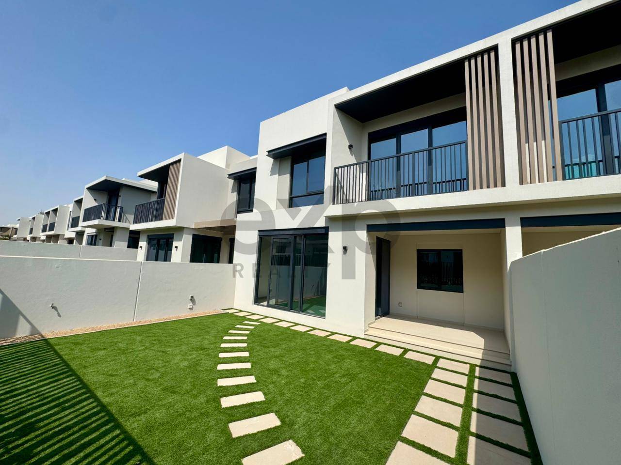 منزل متلاصق for rent in Dubai, Jebel Ali, Dubai, 2712 ft²