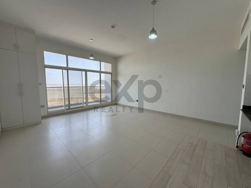 شقة for rent in Dubai, Jebel Ali, Dubai, 588 ft²