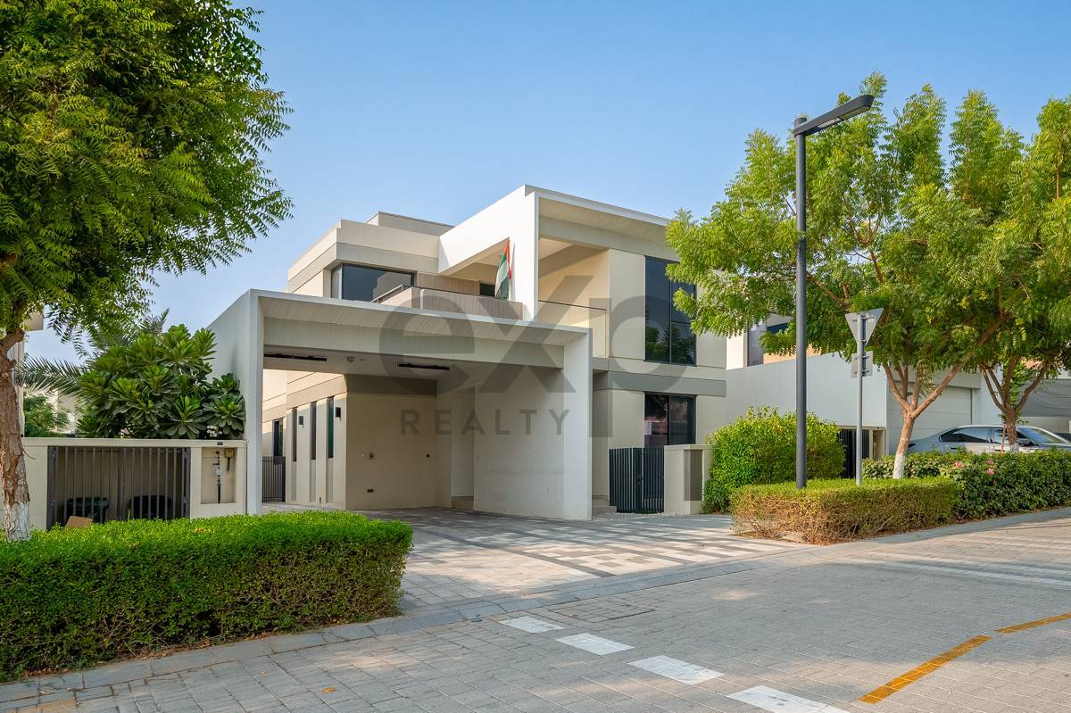 Villa for rent in Dubai, Tilal Al Ghaf, Dubai, 4838 ft²