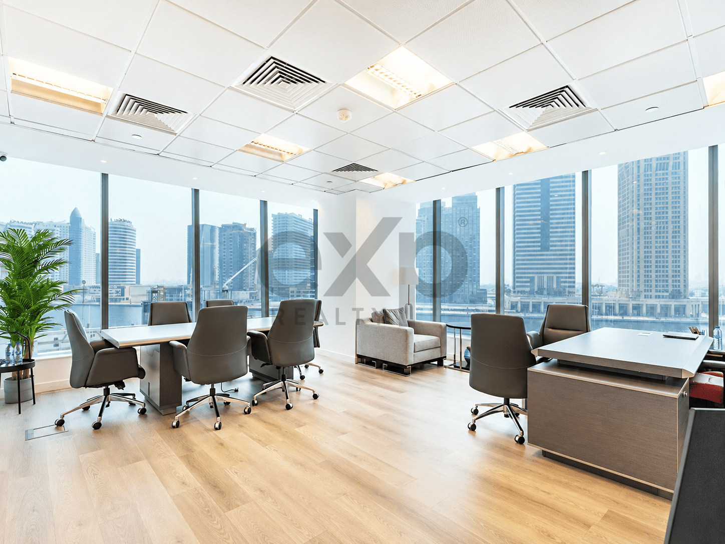 Office for rent in Dubai, Business Bay, Dubai, 1385 ft²