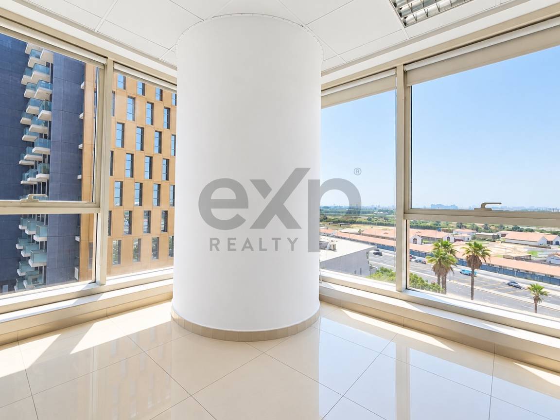 OFFICE for rent in Dubai, Business Bay, Dubai, 934 ft²