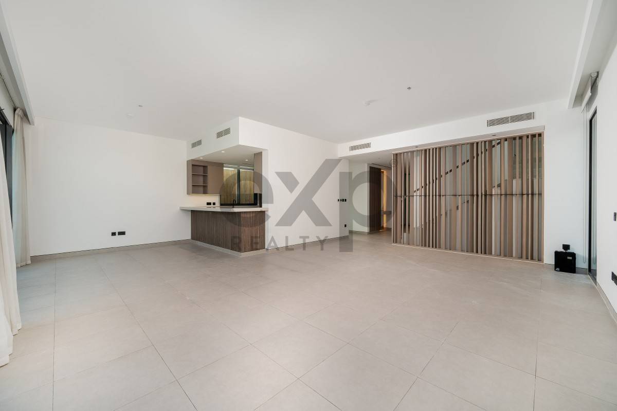 VILLA for rent in Dubai, Tilal Al Ghaf, Dubai, 4650 ft²
