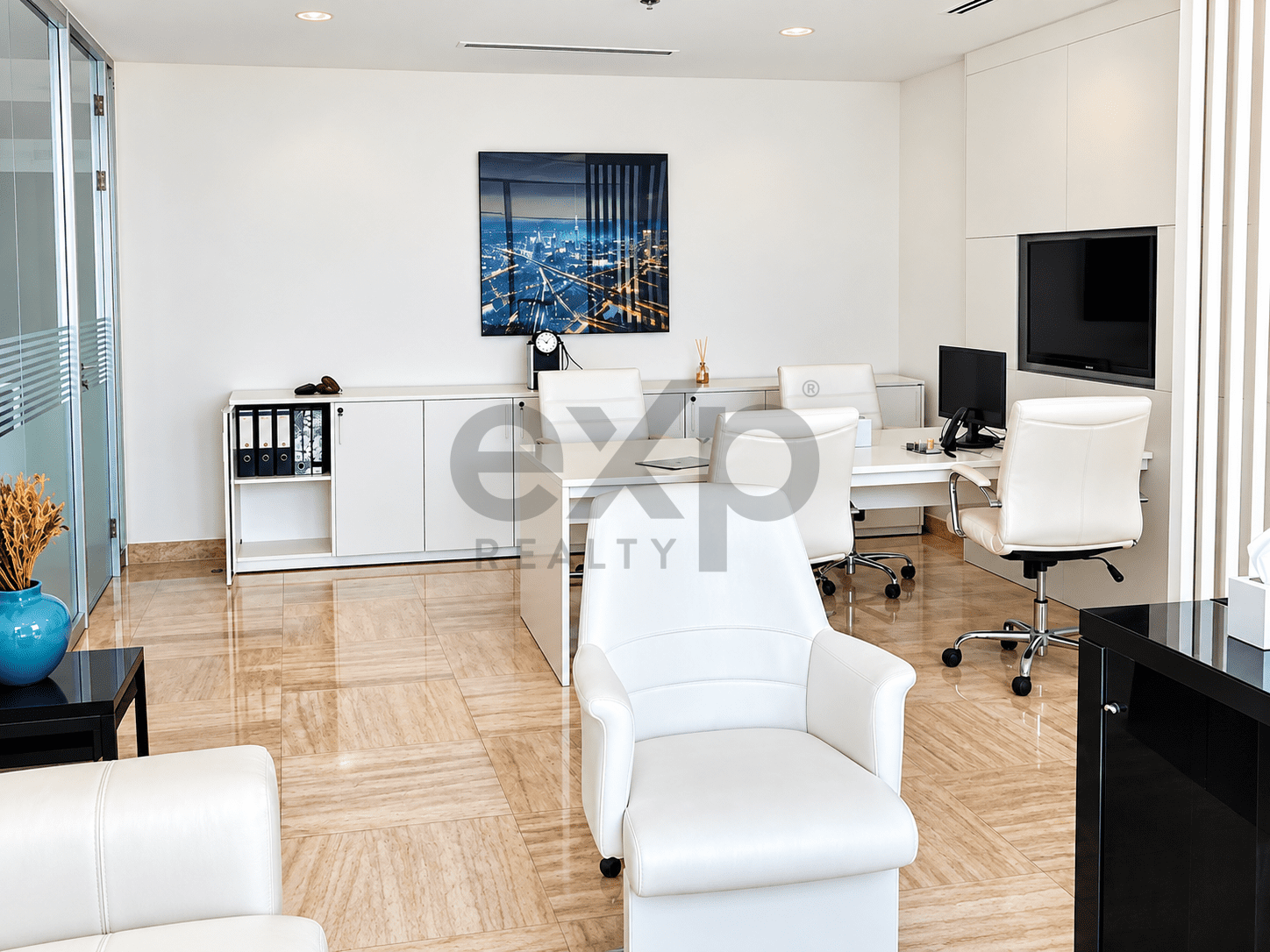 مكتب for rent in Dubai, Business Bay, Dubai, 725 ft²