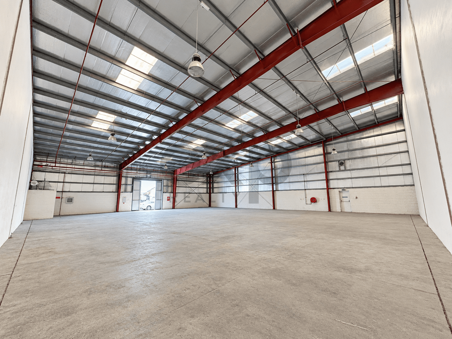 Warehouse for rent in Dubai, Al Quoz, Dubai, 5100 ft²