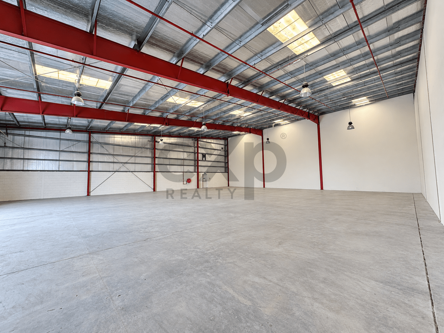 Warehouse for rent in Dubai, Al Quoz, Dubai, 5100 ft²