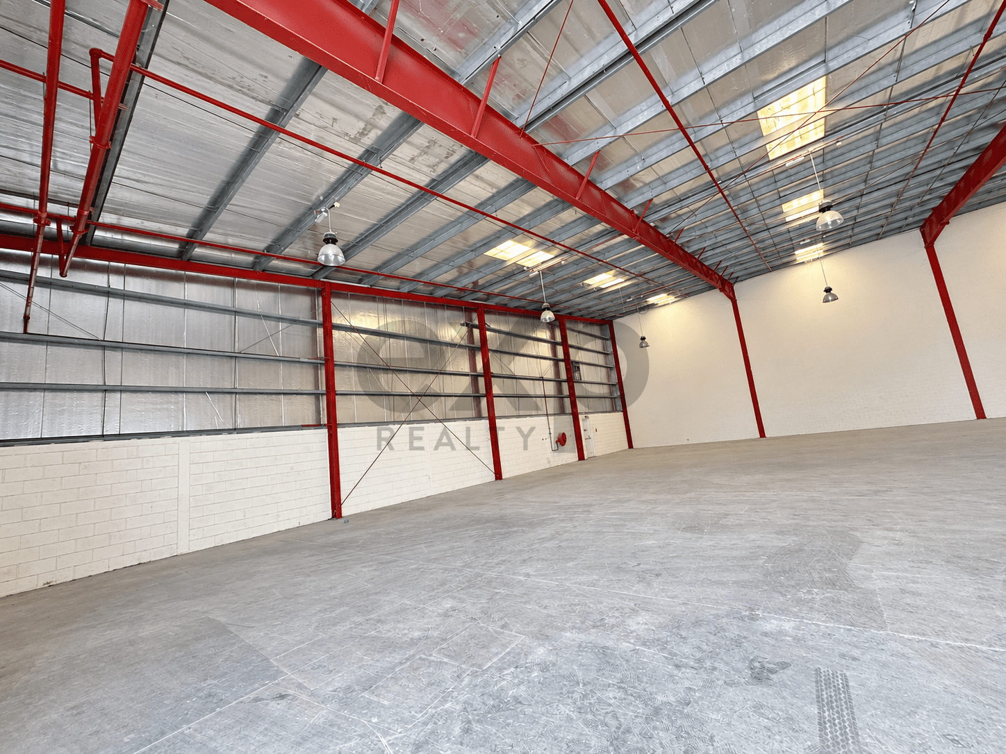 Warehouse for rent in Dubai, Al Quoz, Dubai, 5100 ft²