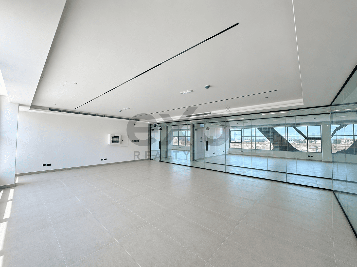 Office for rent in Dubai, Dubai Investment Park (DIP), Dubai, 1400 ft²