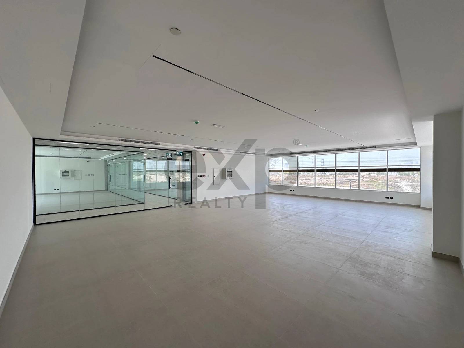 Office for rent in Dubai, Dubai Investment Park (DIP), Dubai, 1400 ft²