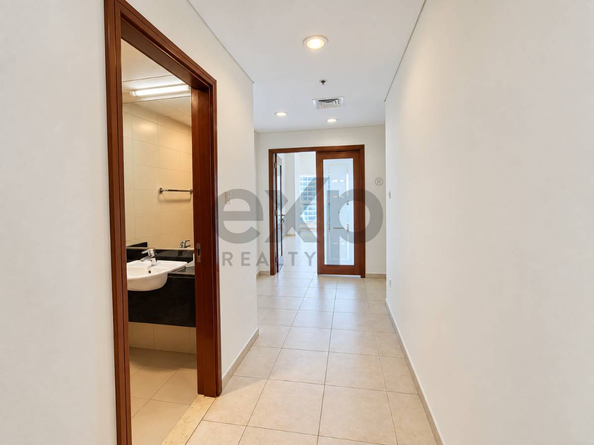 APARTMENT for rent in Dubai, Dubai Internet City, Dubai, 2209 ft²