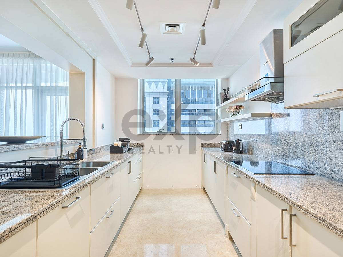 Apartment for rent in Dubai, Dubai Marina, Dubai, 3846 ft²