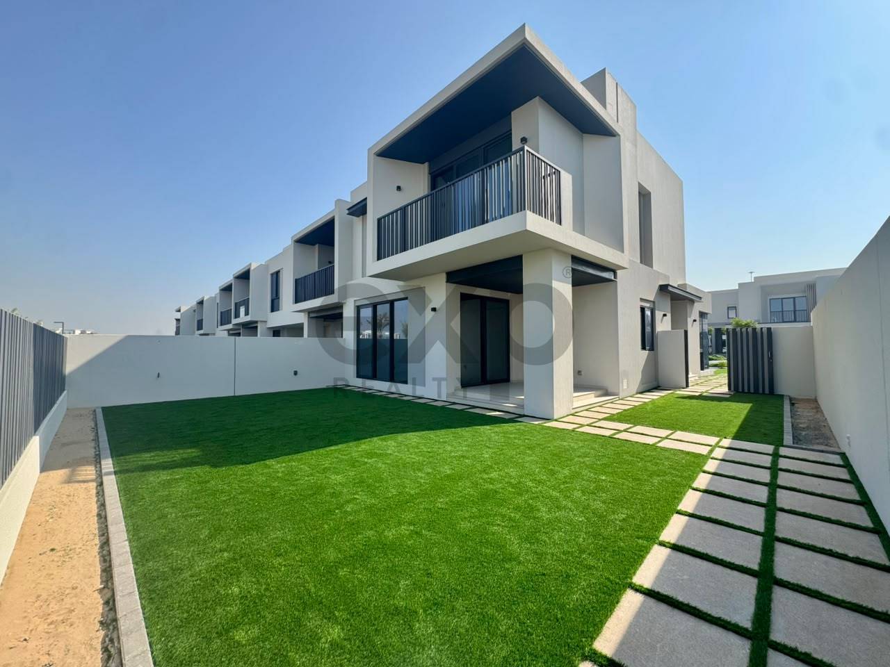Townhouse for rent in Dubai, Jebel Ali, Dubai, 3842 ft²