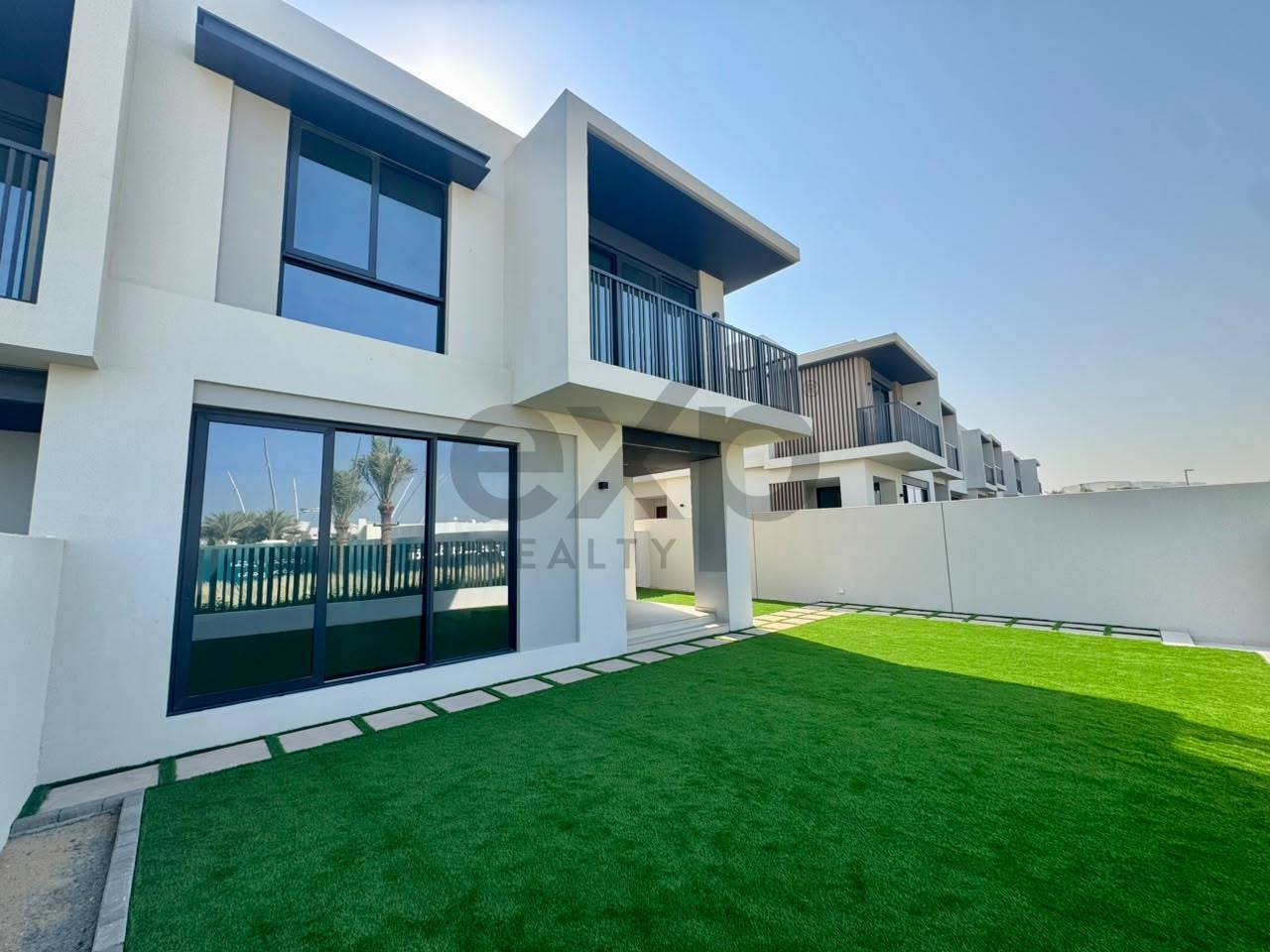Townhouse for rent in Dubai, Jebel Ali, Dubai, 3842 ft²