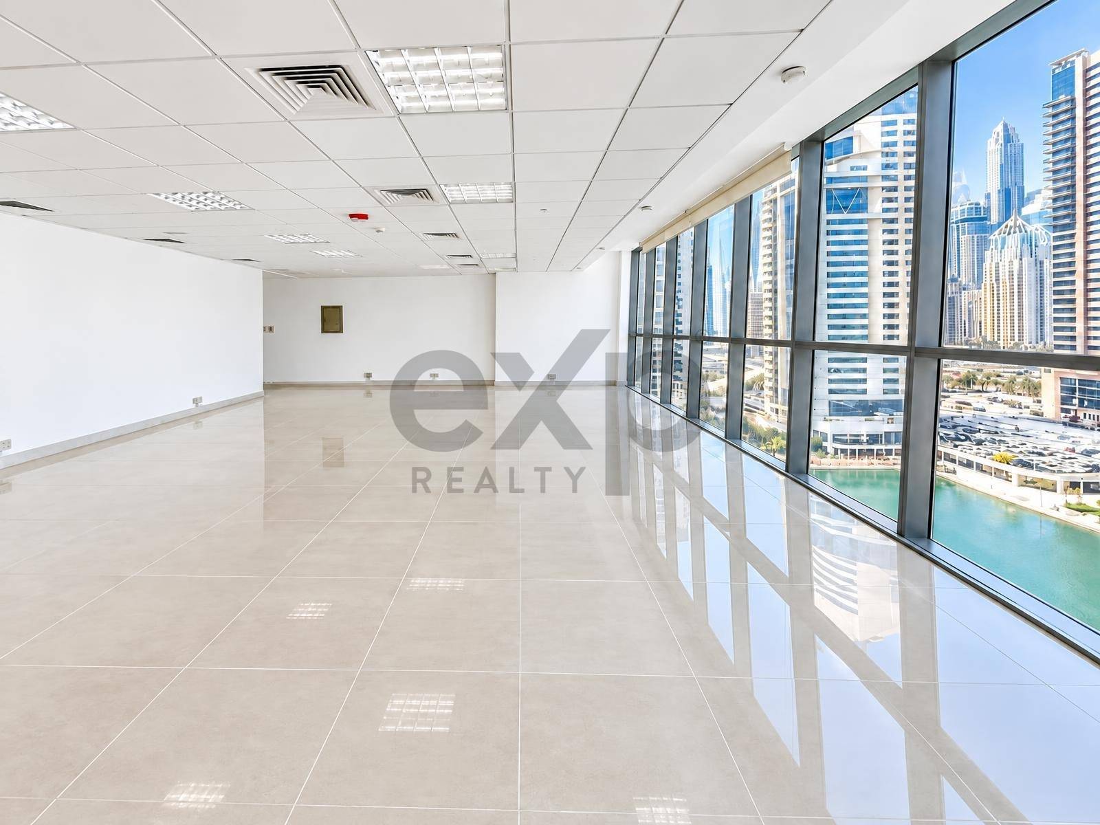 OFFICE for rent in Dubai, Jumeirah Lake Towers (JLT), Dubai, 996 ft²