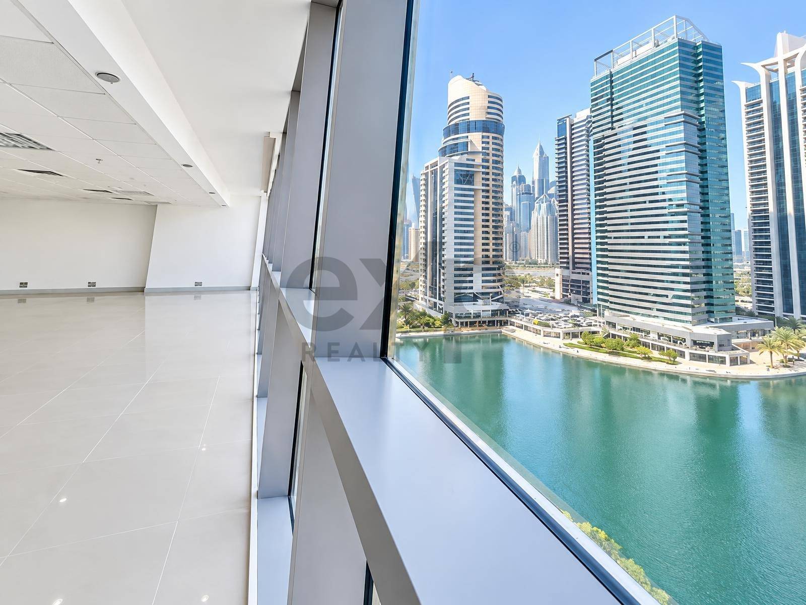 OFFICE for rent in Dubai, Jumeirah Lake Towers (JLT), Dubai, 996 ft²