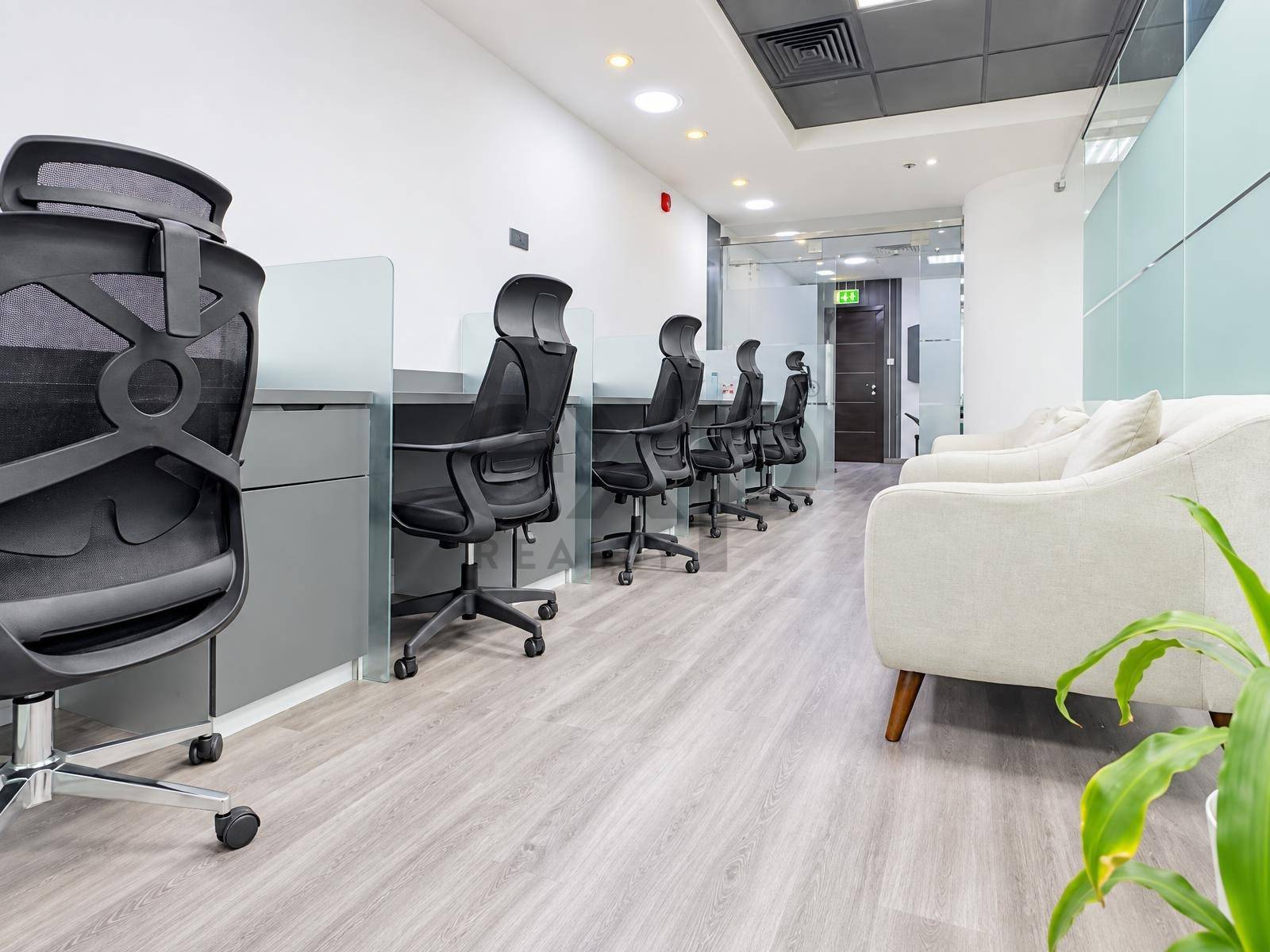 OFFICE for rent in Dubai, Business Bay, Dubai, 973 ft²
