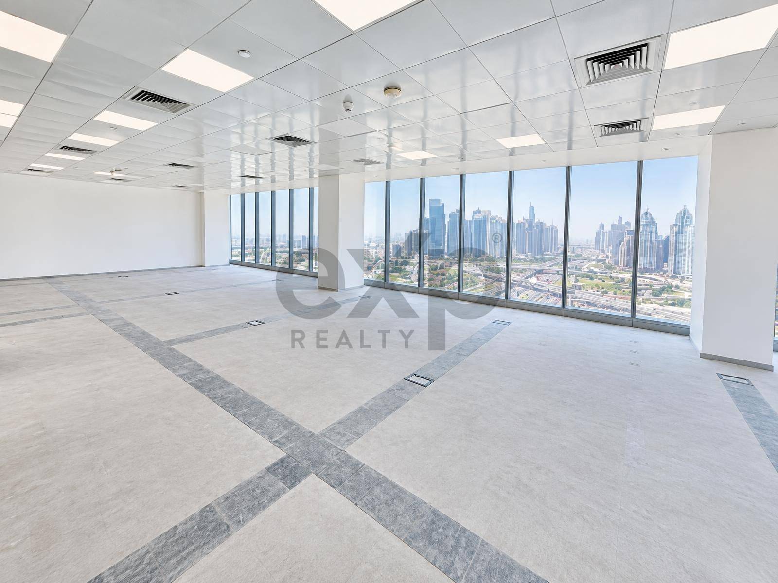 مكتب for rent in Dubai, Dubai Internet City, Dubai, 14731 ft²