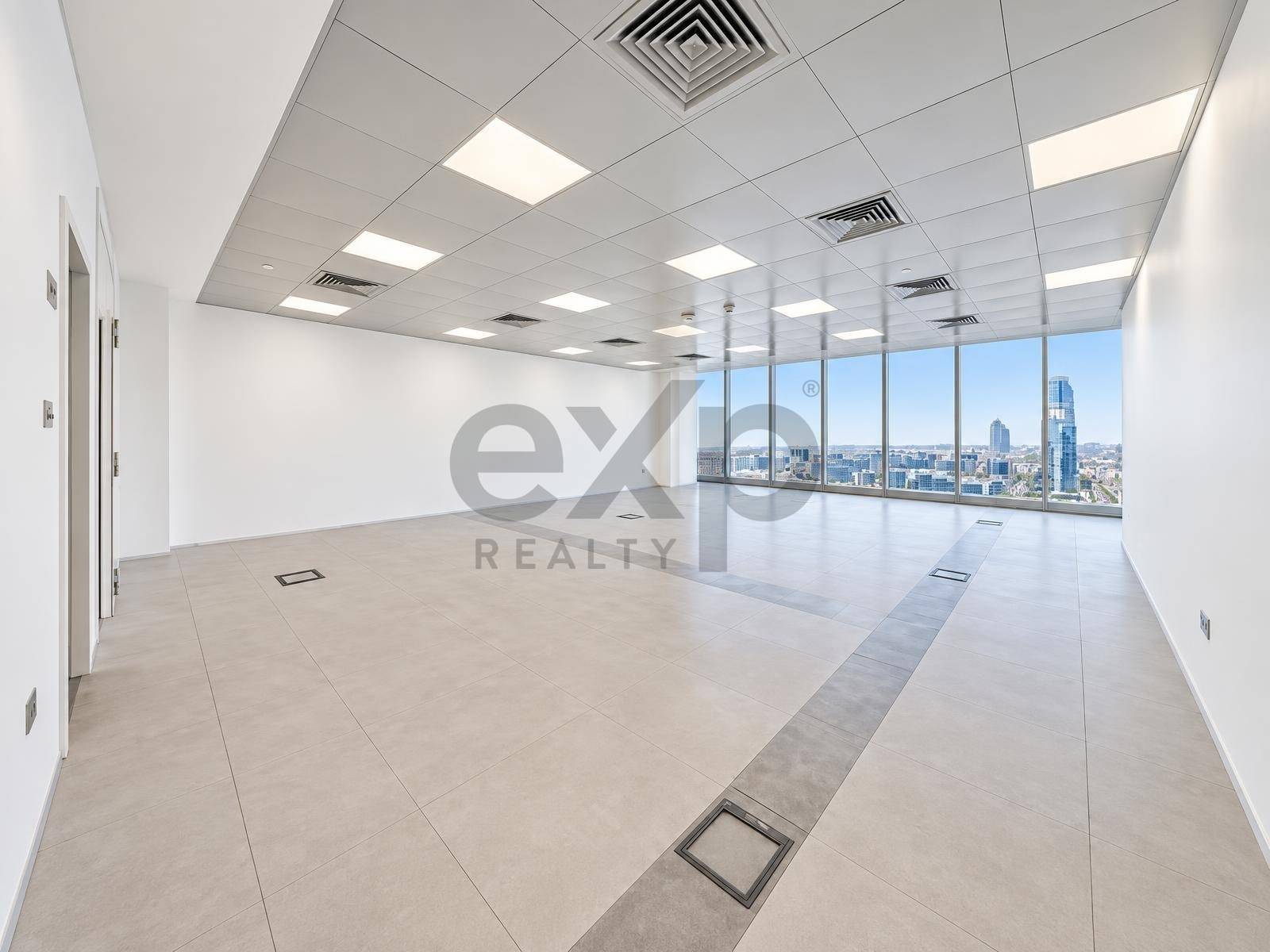 Office for rent in Dubai, Dubai Internet City, Dubai, 14731 ft²