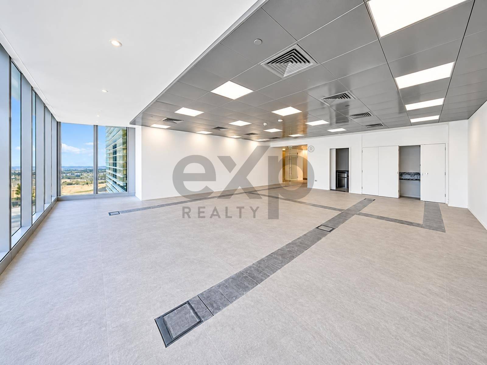 Office for rent in Dubai, Dubai Internet City, Dubai, 14731 ft²