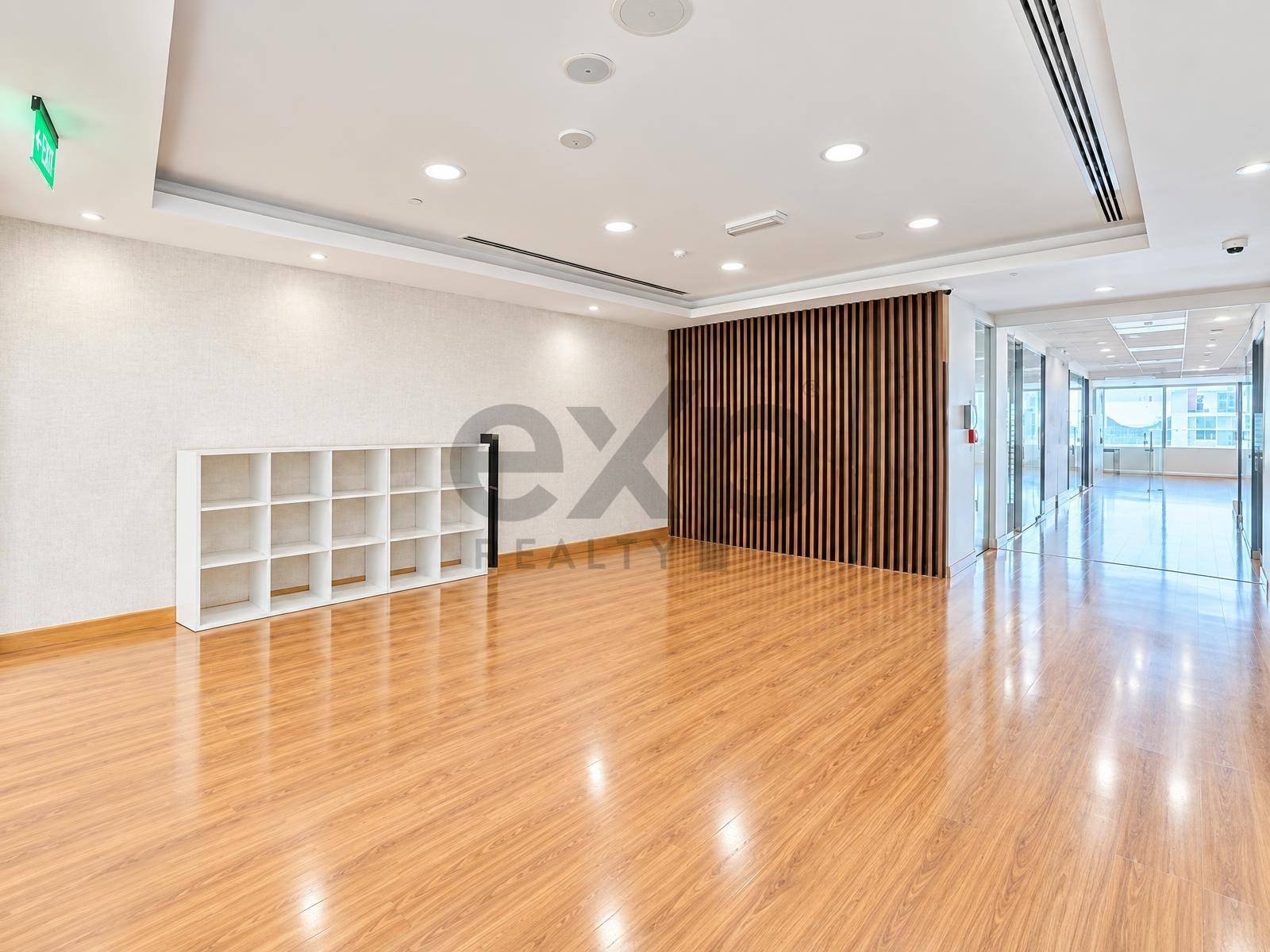 مكتب for rent in Dubai, Deira, Dubai, 5308 ft²