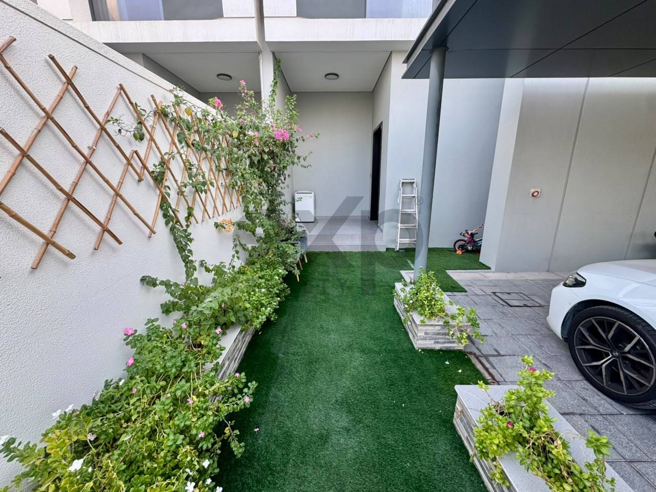 Townhouse for rent in Dubai, Al Furjan, Dubai, 2745 ft²