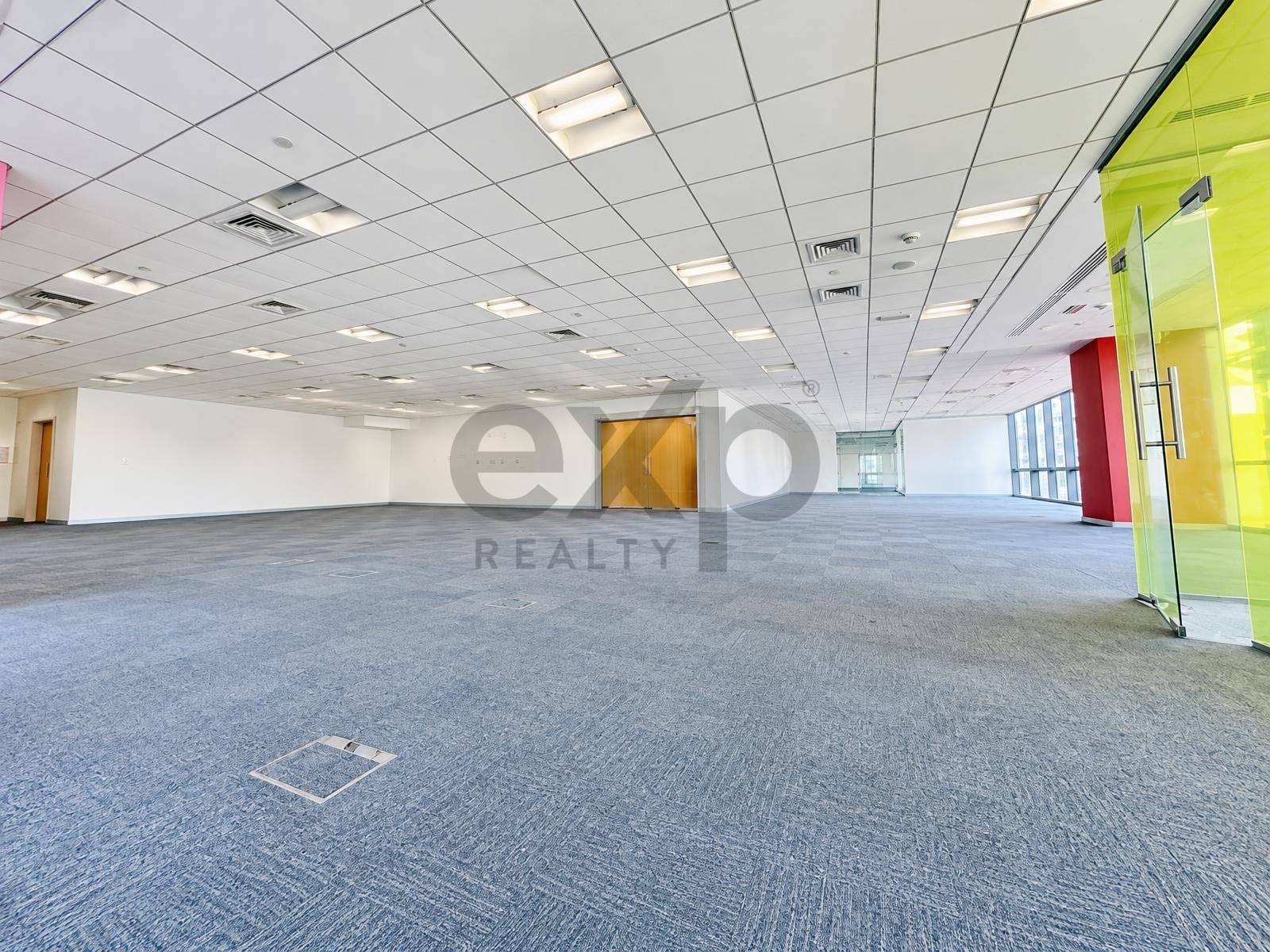 مكتب for rent in Dubai, Downtown Dubai, Dubai, 7243 ft²