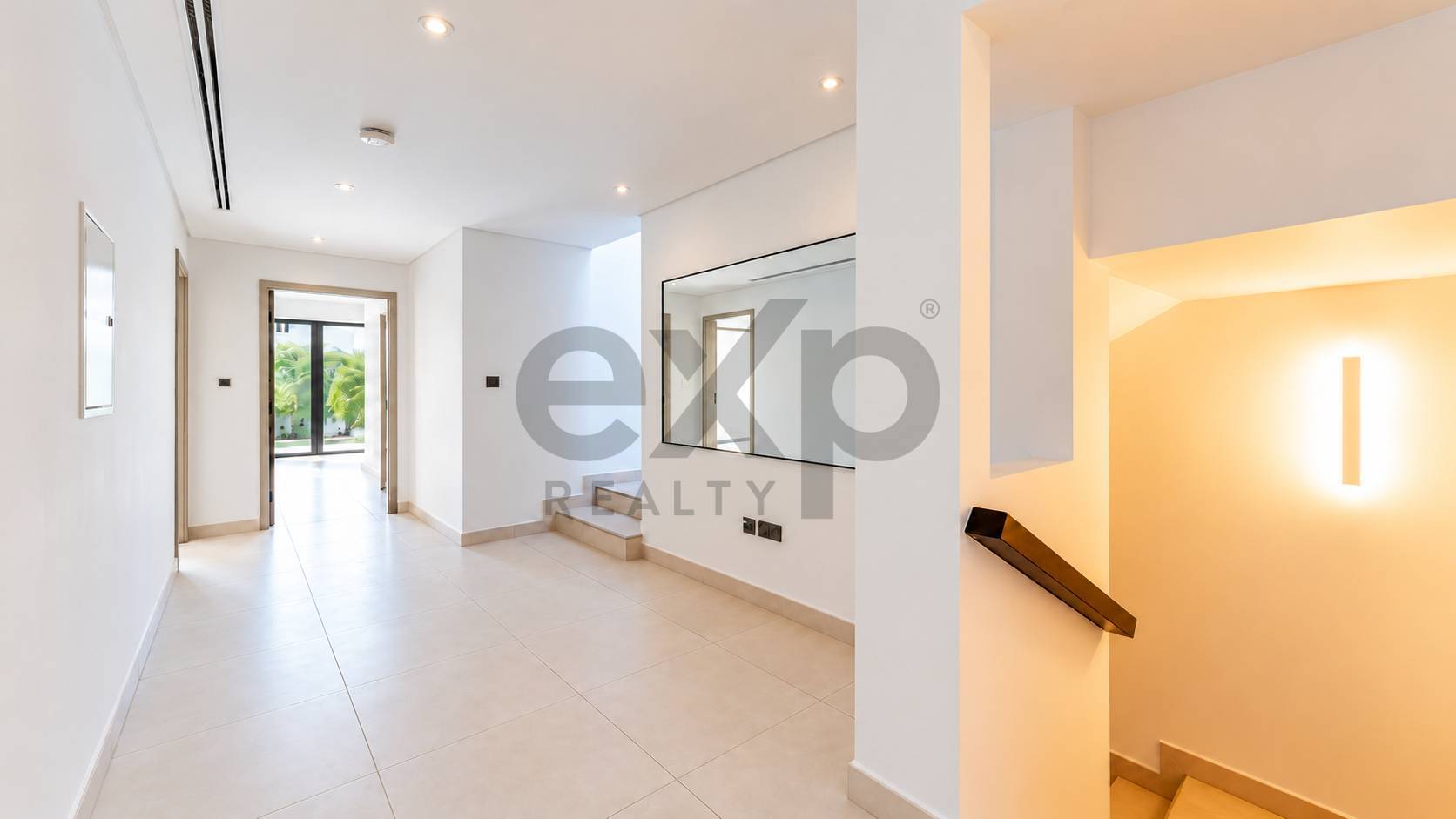 Villa for rent in Dubai, Tilal Al Ghaf, Dubai, 3200 ft²