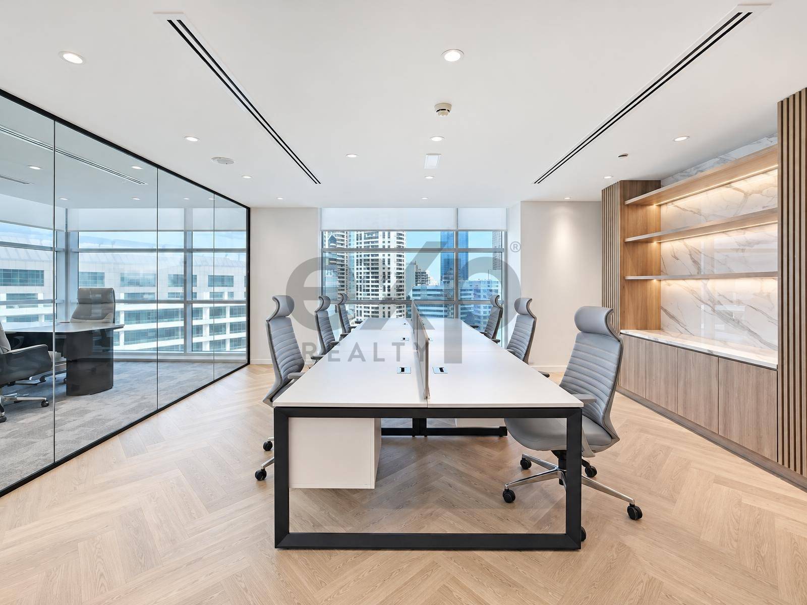مكتب for rent in Dubai, Business Bay, Dubai, 863 ft²