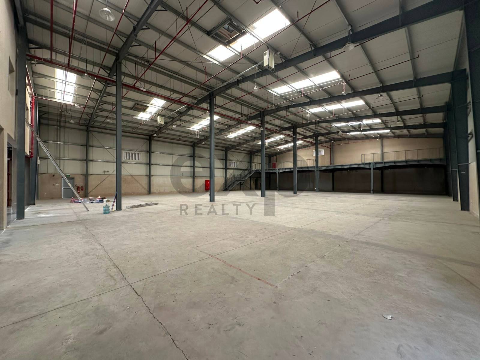 مستودع for rent in Dubai, Dubai Investment Park (DIP), Dubai, 10500 ft²