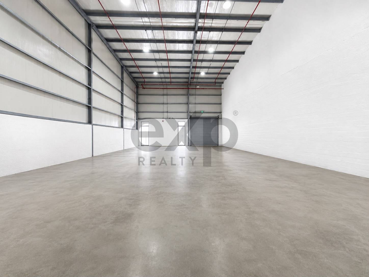 Warehouse for rent in Dubai, Dubai Investment Park (DIP), Dubai, 9890 ft²