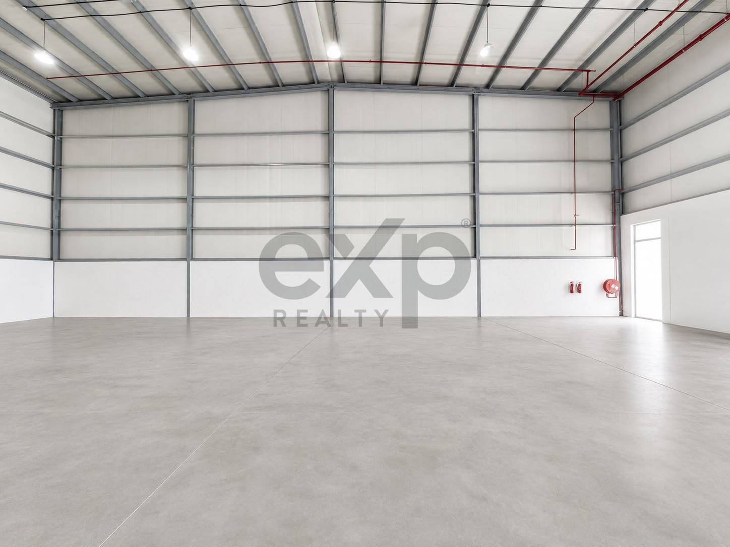 Warehouse for rent in Dubai, Dubai Investment Park (DIP), Dubai, 9890 ft²