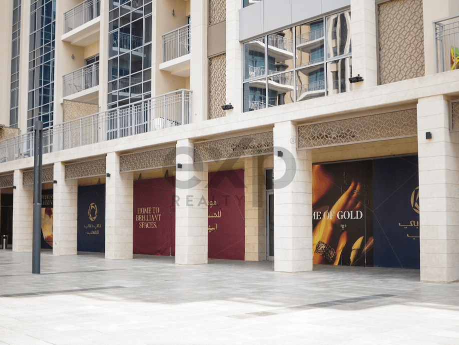 Retail for rent in Dubai, Deira, Dubai, 1658 ft²