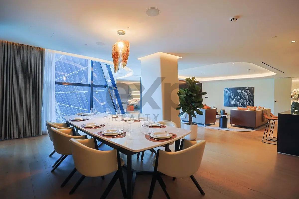 Apartment for rent in Dubai, Business Bay, Dubai, 1700 ft²