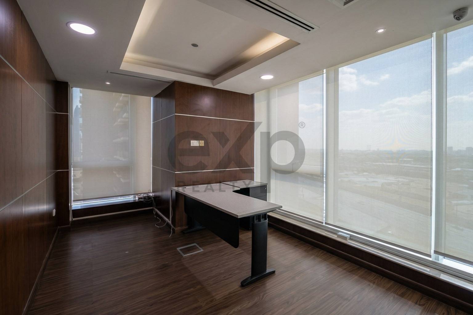 Office for sale in Dubai, Business Bay, Dubai, 934 ft²