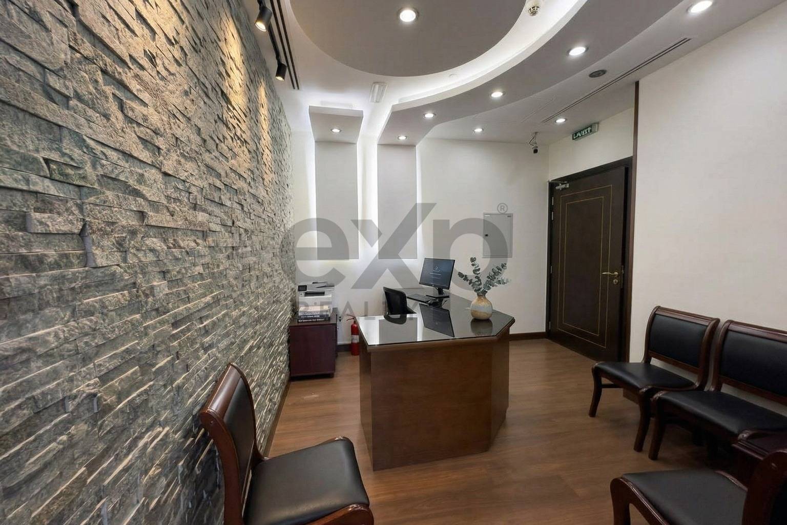 Office for sale in Dubai, Business Bay, Dubai, 934 ft²