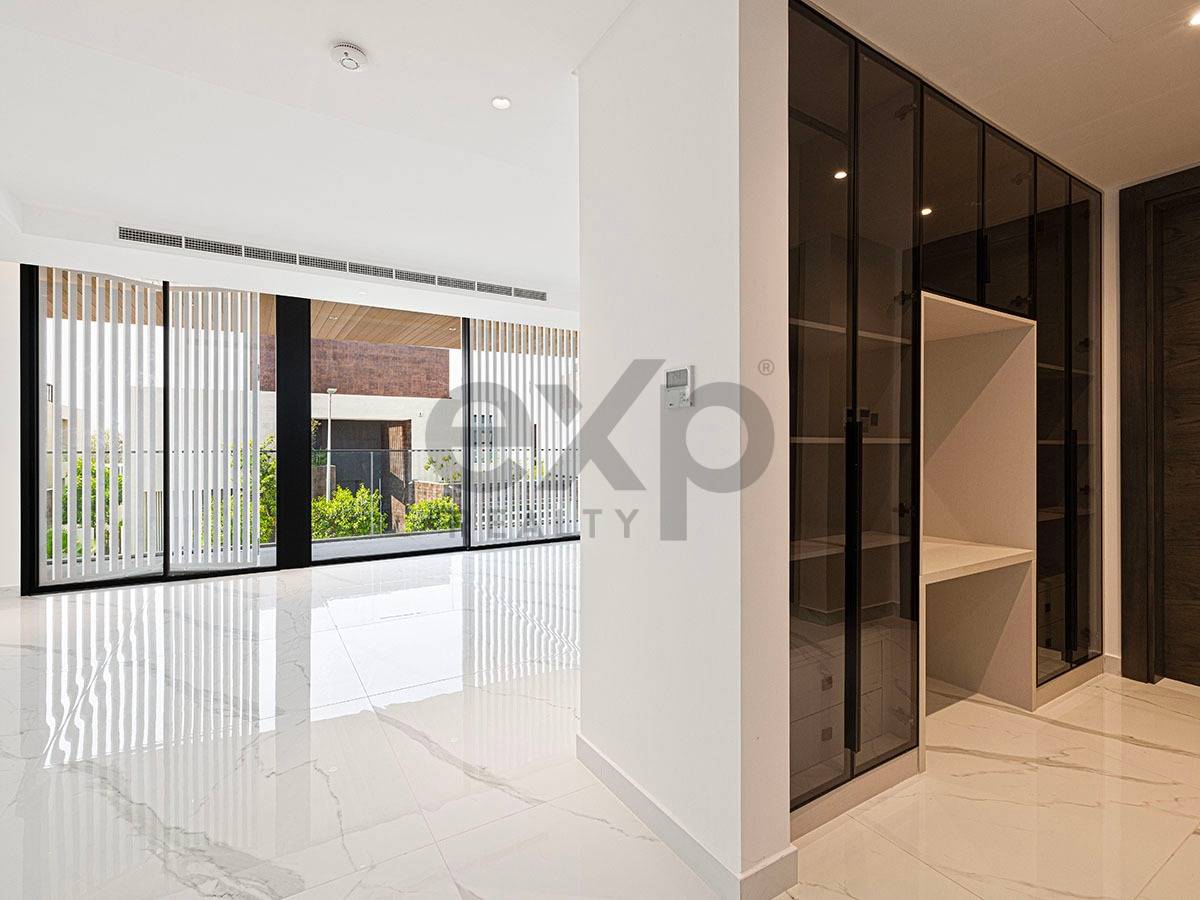 Villa for sale in Dubai, Al Barari, Dubai, 9051 ft²