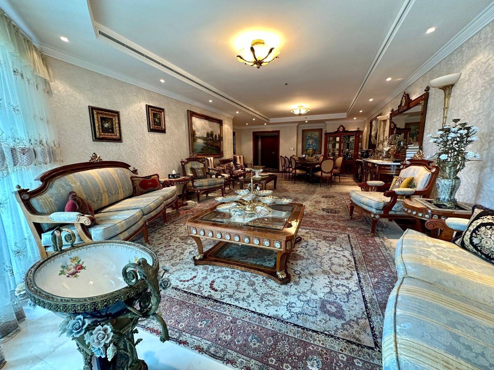 Apartment for sale in Dubai, Dubai Marina, Dubai, 3553 ft²