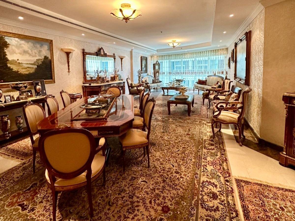 Apartment for sale in Dubai, Dubai Marina, Dubai, 3553 ft²