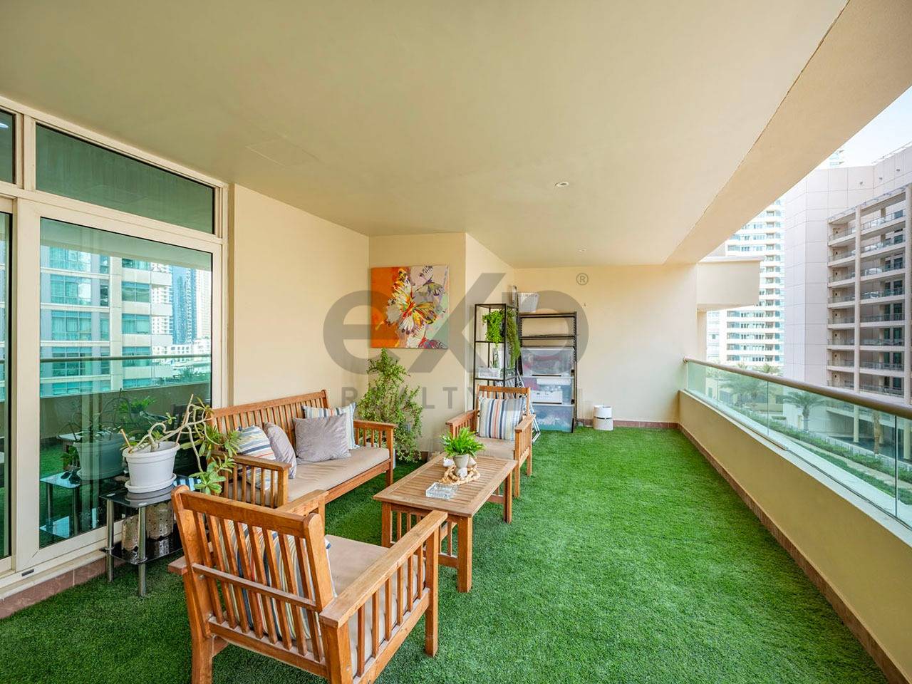 Fully Upgraded | Spacious | Rare | 2 Bedrooms