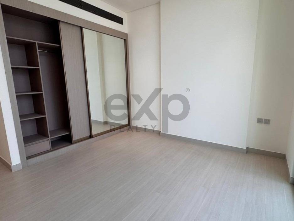 Modern 1-Bedroom | Brand New | Prime JVC Living