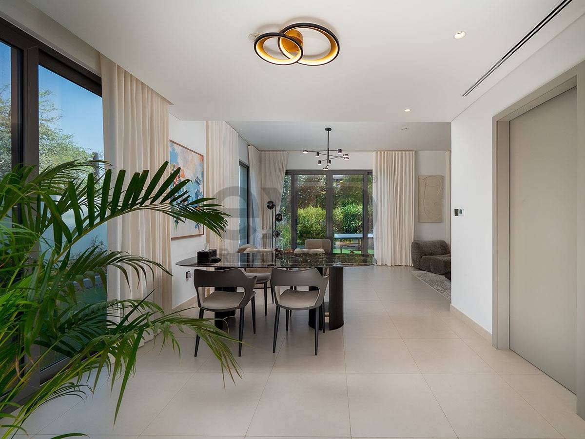 Villa for sale in Dubai, Tilal Al Ghaf, Dubai, 2428 ft²