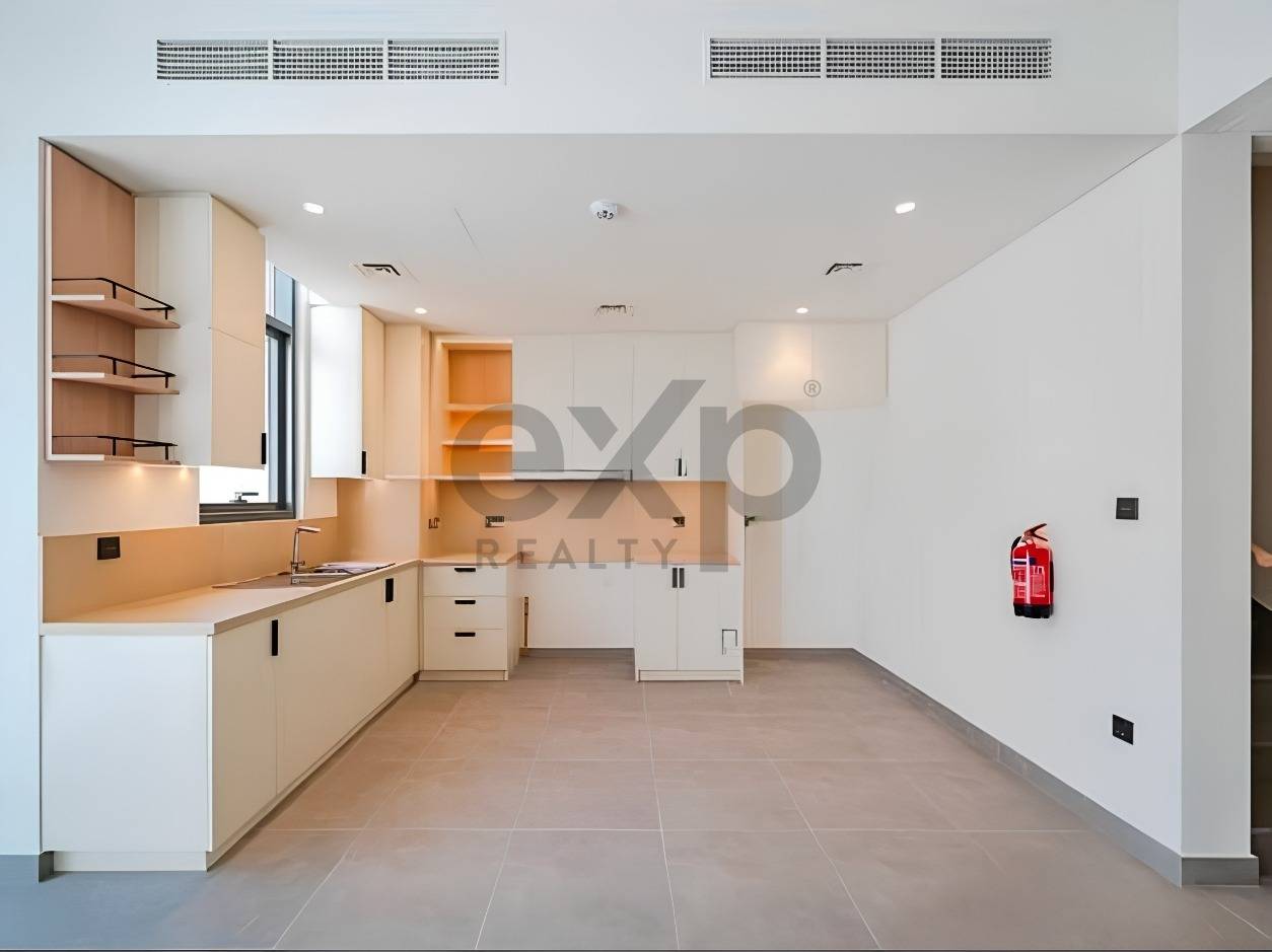 Townhouse for sale in Dubai, Arabian Ranches 3, Dubai, 1567 ft²