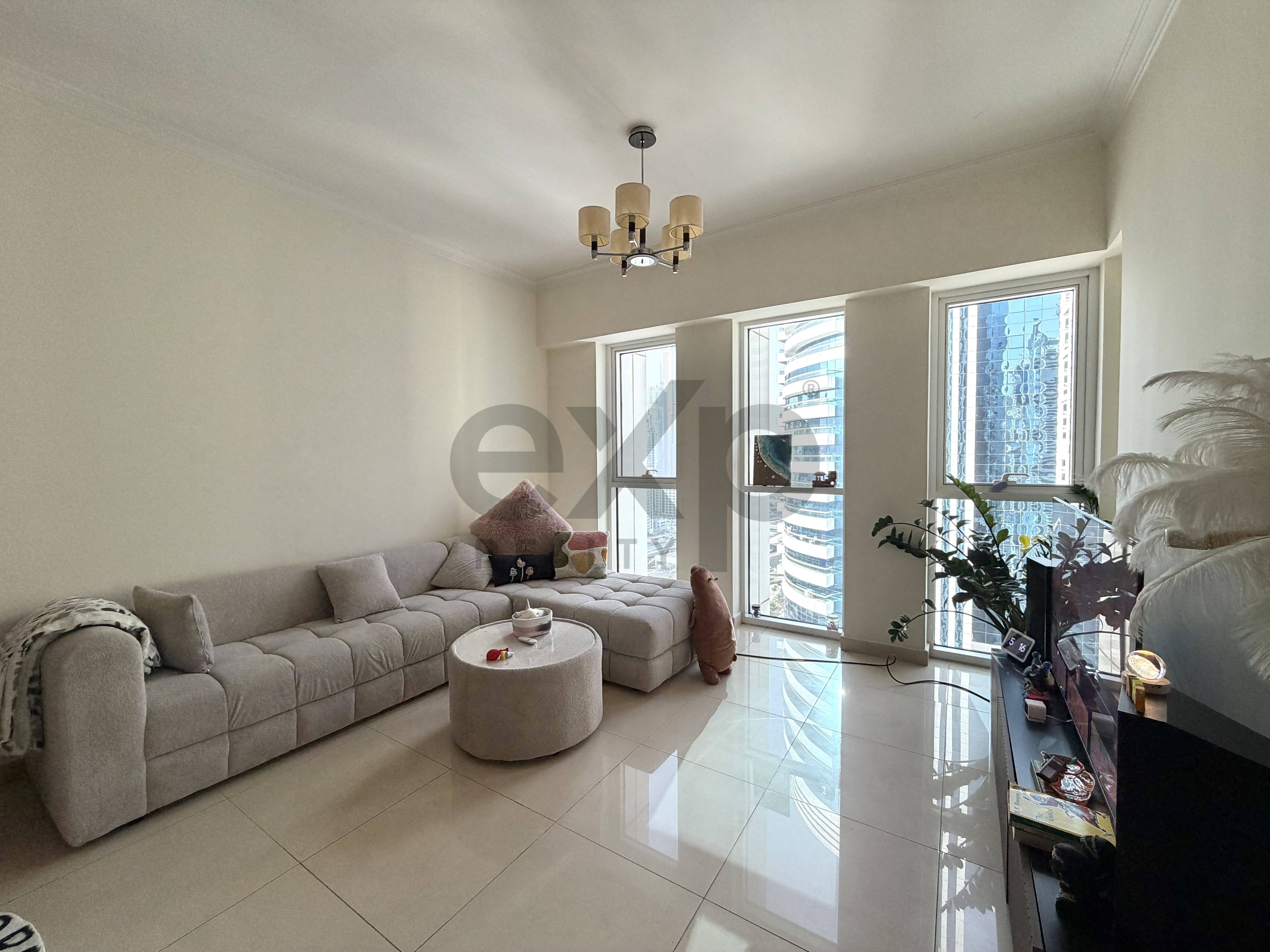 Apartment for sale in Dubai, Jumeirah Lake Towers (JLT), Dubai, 1181 ft²