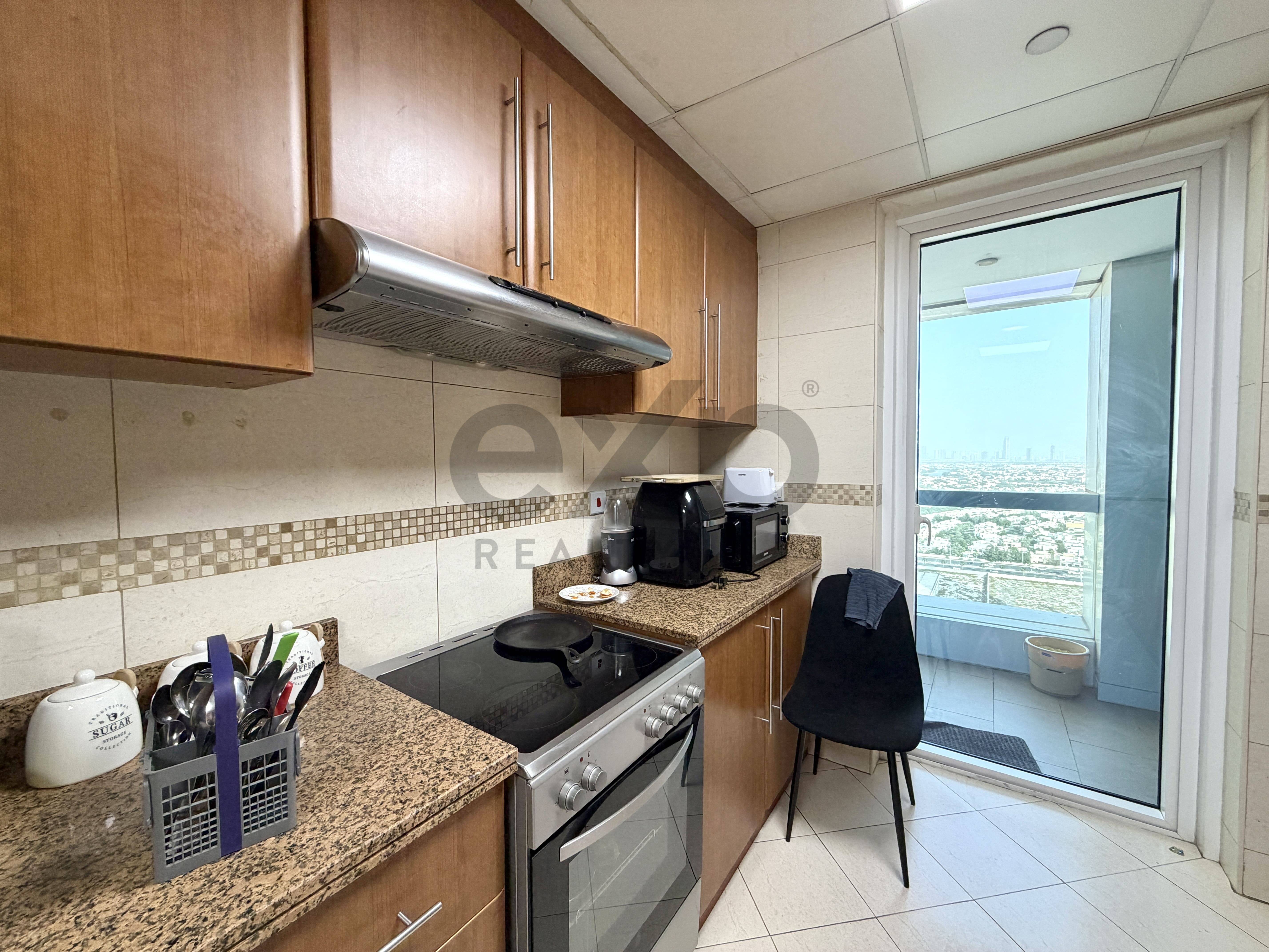 Apartment for sale in Dubai, Jumeirah Lake Towers (JLT), Dubai, 1181 ft²